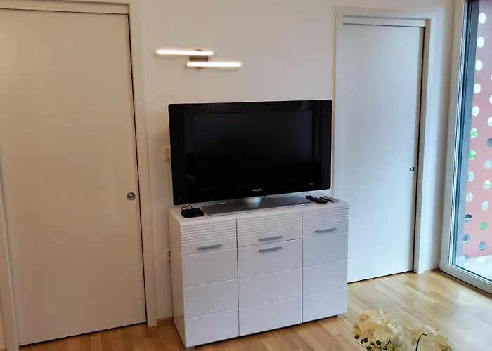 アパート Ozare スロヴェニ・グラデツ